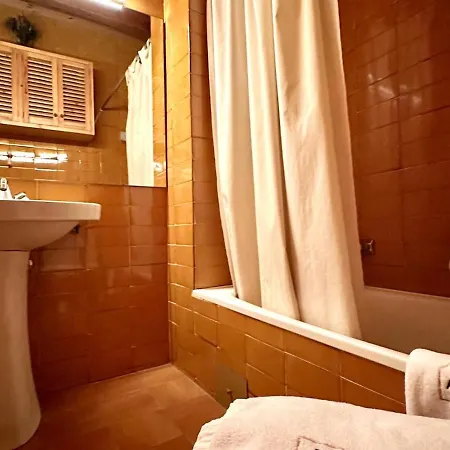 Marmota, Atico En Llivia, Jardin Comunitario Con Piscina Y Pista De Tenis Apartament Llivia