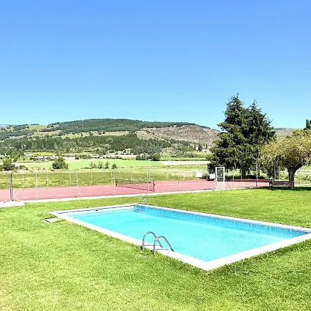 Marmota, Atico En Llivia, Jardin Comunitario Con Piscina Y Pista De Tenis Llivia