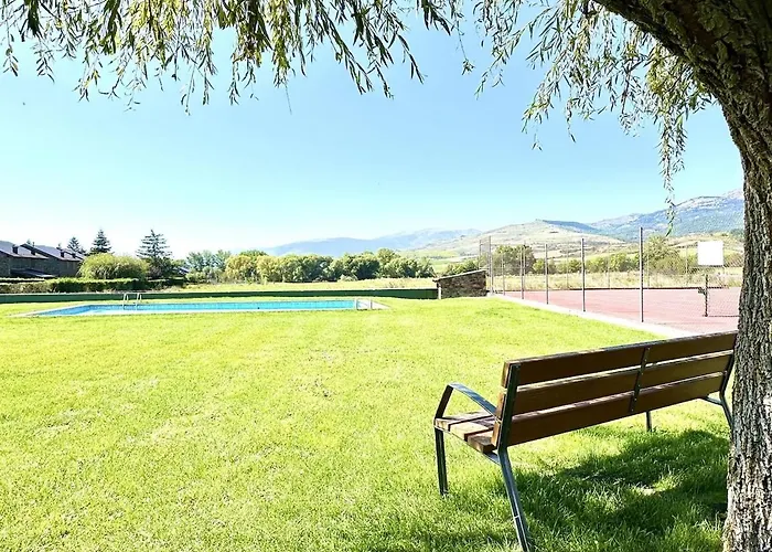 Marmota, Atico En Llivia, Jardin Comunitario Con Piscina Y Pista De Tenis Llivia