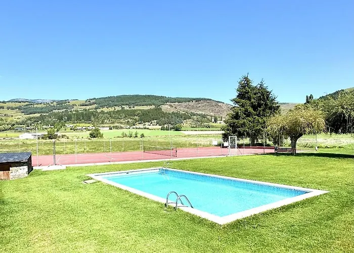 Marmota, Atico En Llivia, Jardin Comunitario Con Piscina Y Pista De Tenis Llivia